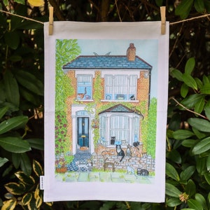 Fun gift for a cat lover. Fun cat tea towel for a mad cat lady or cat mum on their birthday.
