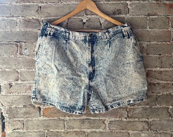 Bristol blues sz 36 Vintage acid wash shorts