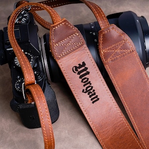Leather Camera Strap with Name, Personalized Adjustable DSLR Strap, Unisex Gift for Photographers, Camera Accessory, Photography Gift