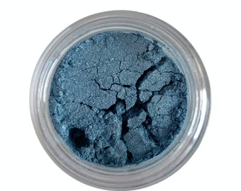 Dreams Mineral Eyeshadow: Soft Blue-Grey Loose Pigment, Vegan