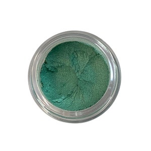 Enchanted Mineral Eyeshadow, Loose eyeshadow, Green Eyeshadow, Vegan Eyeshadow