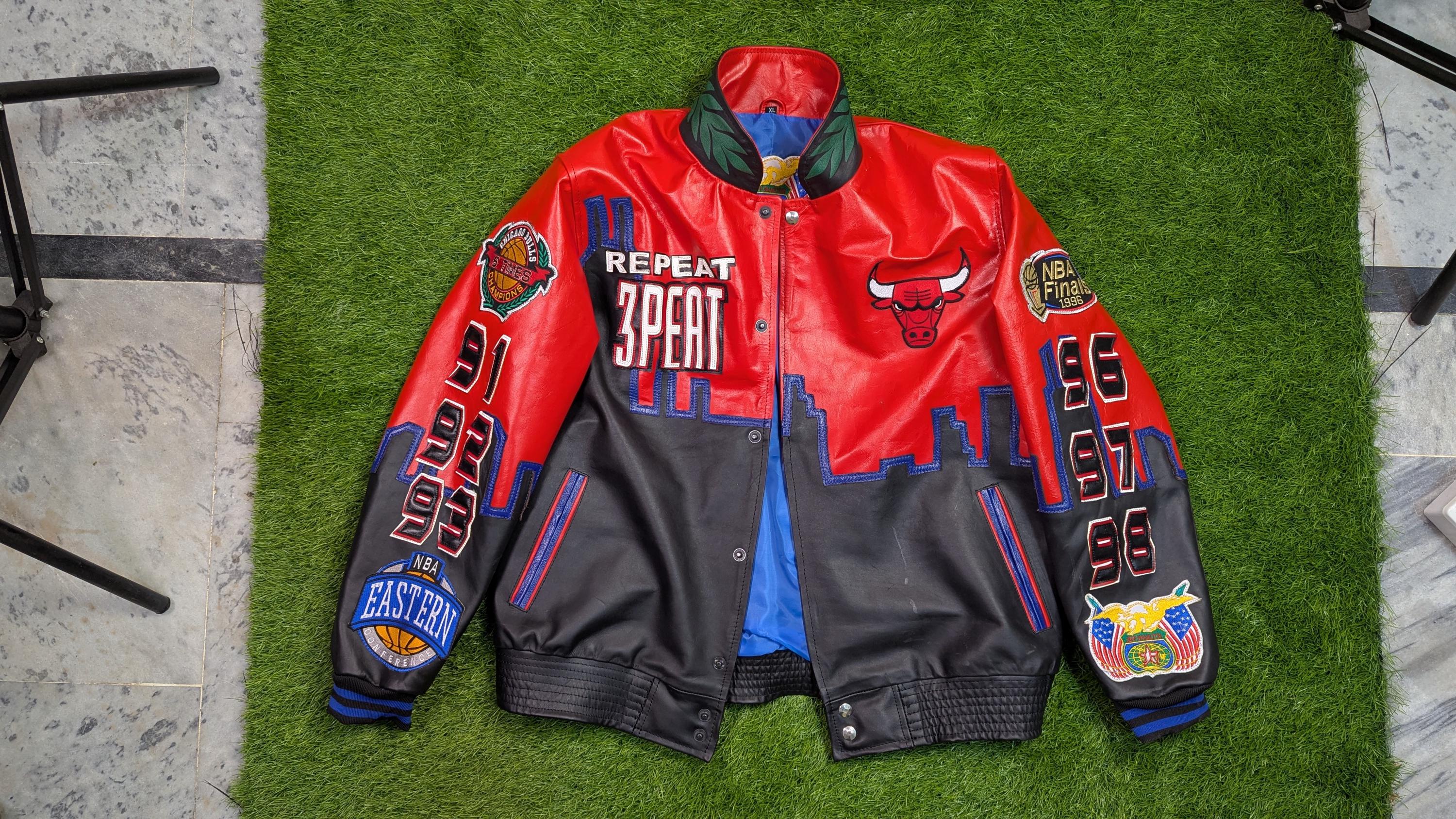 NBA Vintage Leather Jacket Chicago Bulls 6-time Champions Bomber 3