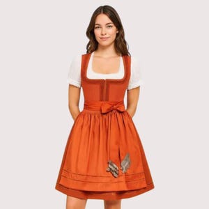 Orange Dirndl Dress with Apron | Bavarian Trachten Outfit for Oktoberfest | Alpine German Dress