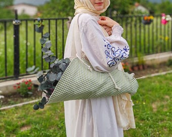 Pistachio Green Gingham Flower Tote Bag, Bouquet Holder, Farmers Market Bag