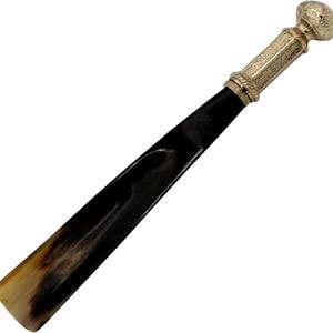 Personalized Natural Horn Shoehorn with Brass Grip – 16&quot; Long Handle – Custom Gift for Seniors, Pregnancy, Elderly, Men & Women