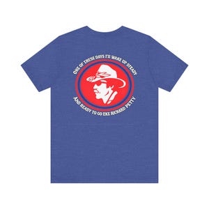Maglietta "Richard Petty" di Billy Strings / Maglietta con musica bluegrass / Maglietta grafica con la leggenda delle corse NASCAR / Abbigliamento per fan ispirato a Billy Strings immagine 2