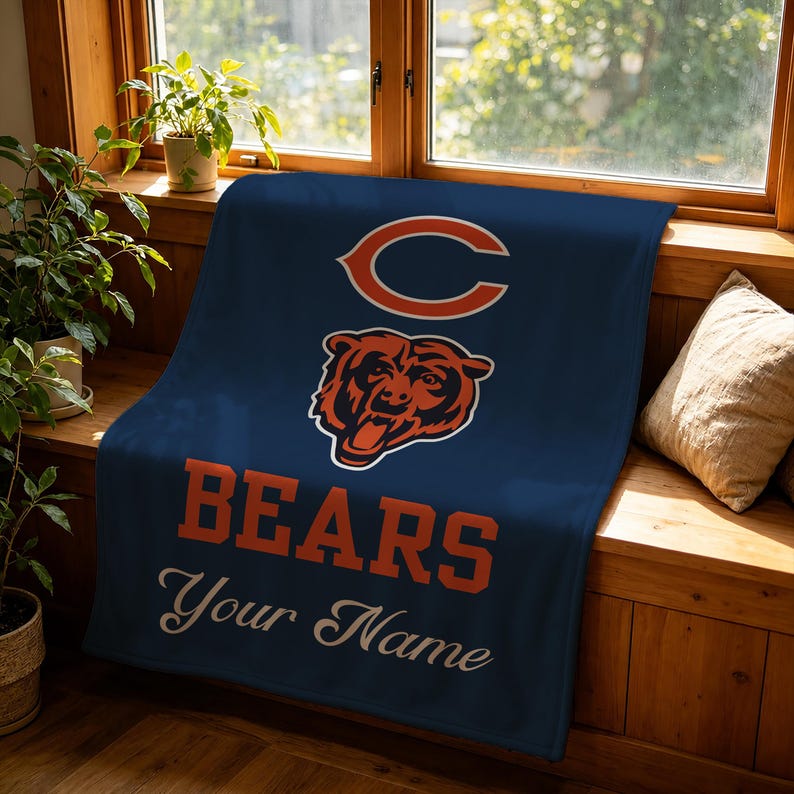 Personalized Chicago Football Blanket,Custom Name Bears Fan Throw,Game Day Flannel Gift,Senior Night Birthday Present,Team Spirit Decor bild 8