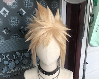 Peluca de Strife-Cloud para cosplay, estilo anime y manga, ideal para eventos de cosplay.
