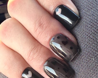 Coeurs noirs