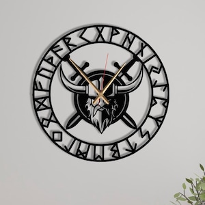 Viking Skull Sword Wall Clock: Nordic Metal Art, Rustic Home Decor