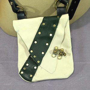 Bolso de Hombro - Pequeño - Crema con Raya Verde