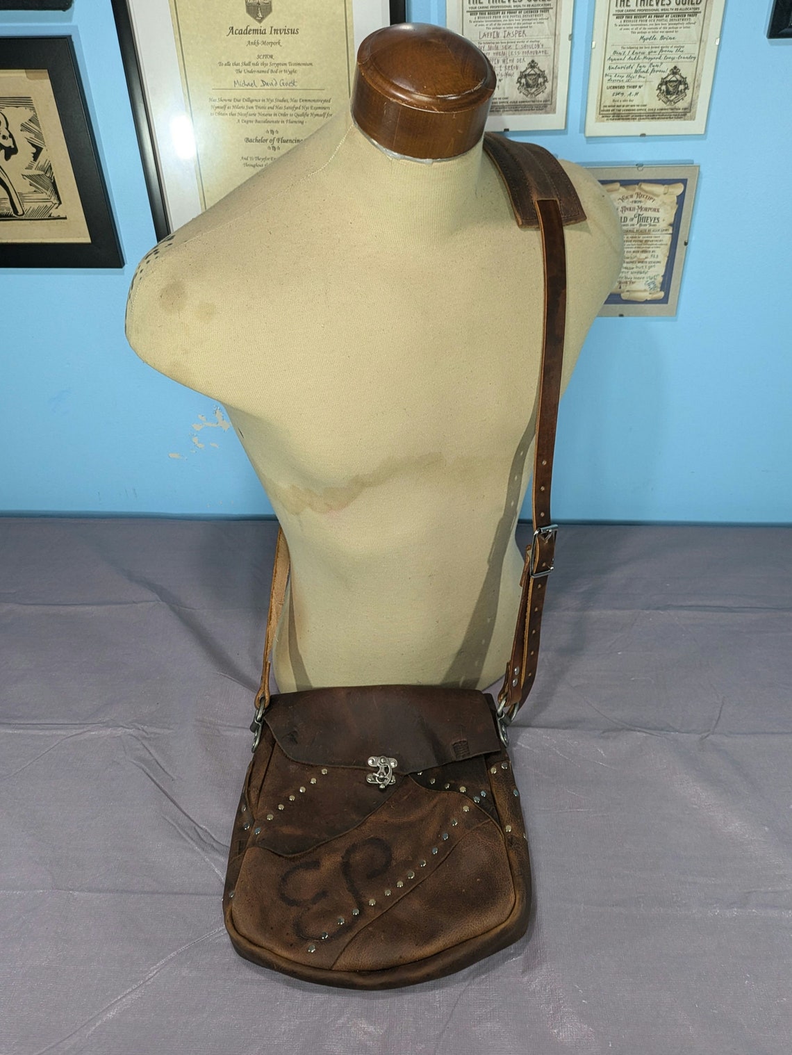 LARGE SHOULDER BAG 40 IN RUSSET BROWN SUEDE