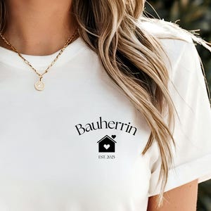 Personalized Home Builder T-Shirt with Year | House Building | Gift Idea | Housewarming | Gifts for Topping-Out Ceremony