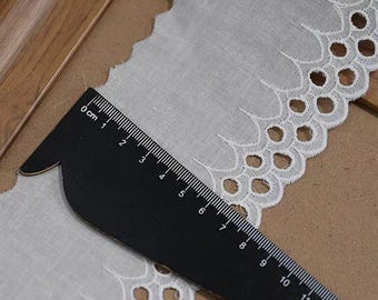 Embroidered Cotton Lace Trim,Cotton Trim in off white,garment sewing trim,For Wedding Garment, DIY crafts, Sewing Supply, By 3 Yard