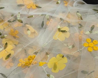 Vintage liten gul blomma grön gren broderad spets tyg broderad tyll spets tyg för brudklänning, bröllopsspets tyg