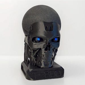 Alexa T800 Terminator voor Echo Dot 4e/5e generatie standaard