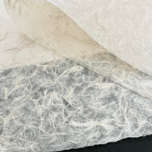 Papier décoratif fait main fibre, couleurs blanc naturel clair, respectueux de l'environnement, papier artisanal pour reliure, papier fibre blanc image 1