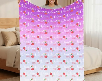 Manta personalizada com nome de bebê e estampa de morango, manta rosa personalizada para quarto de menina, presente para bebê, manta infantil, presente de Natal para meninas