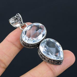 Aquamarine Pendant – Vintage Fine Jewelry, Sterling Silver Teardrop Gemstone Necklace, Elegant Luxury Statement Pendant for Women