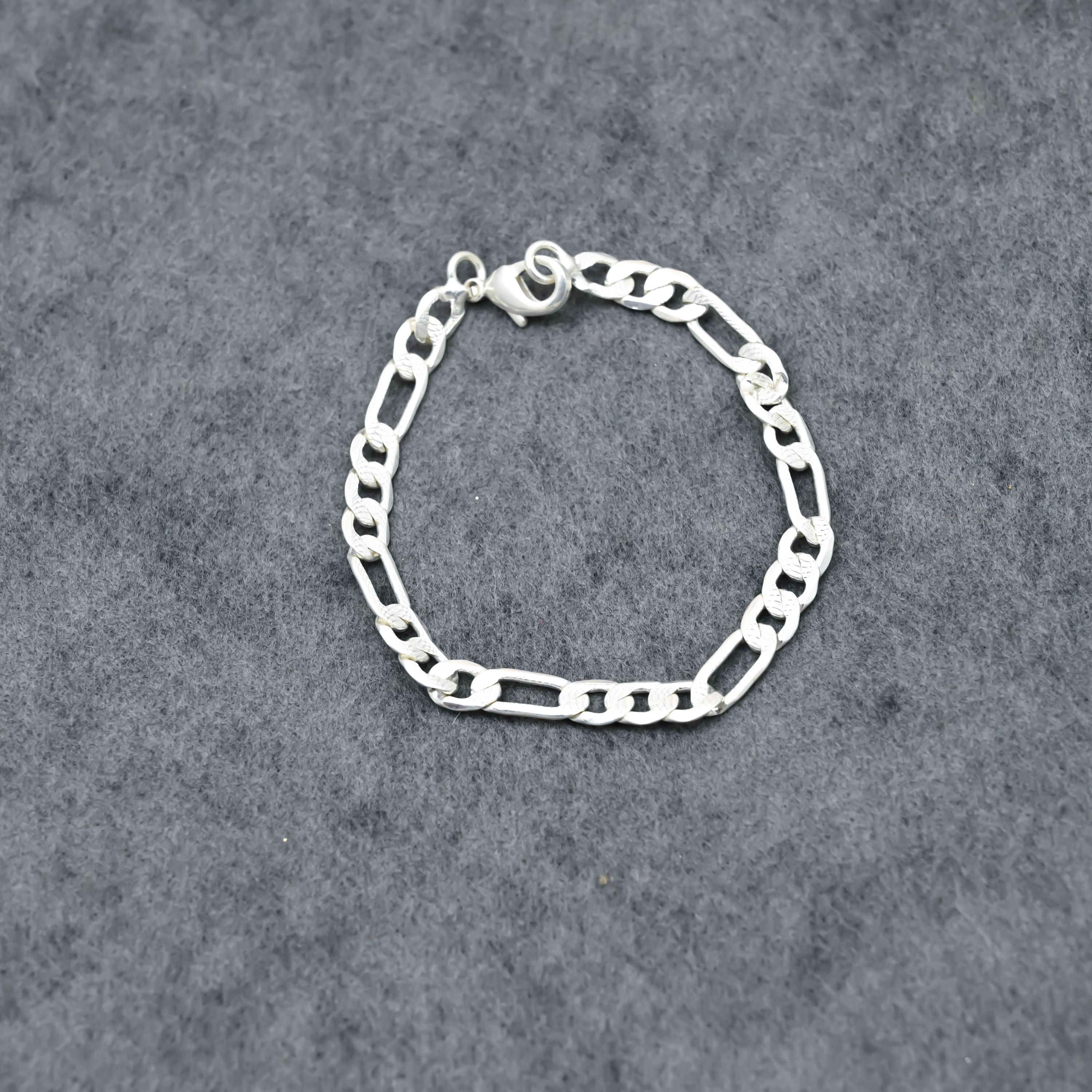 Silver Plated Figaro Chain Bracelet - Unisex Minimalist Jewelry - Etsy