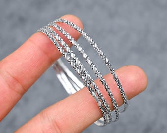 Conjunto de brazaletes chapados en plata oxidada, brazalete antiguo de plata grabado, brazalete étnico tribal, brazaletes apilables para mujer, regalo para ella.