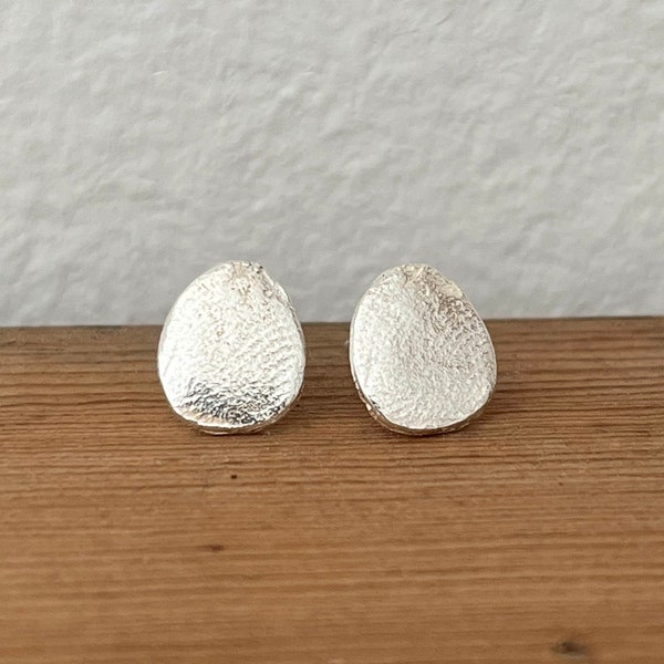 Stud sterling silver earrings, Modern Jewelry, Animal lover jewelry