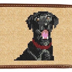 Monedero bordado con monograma de labrador negro