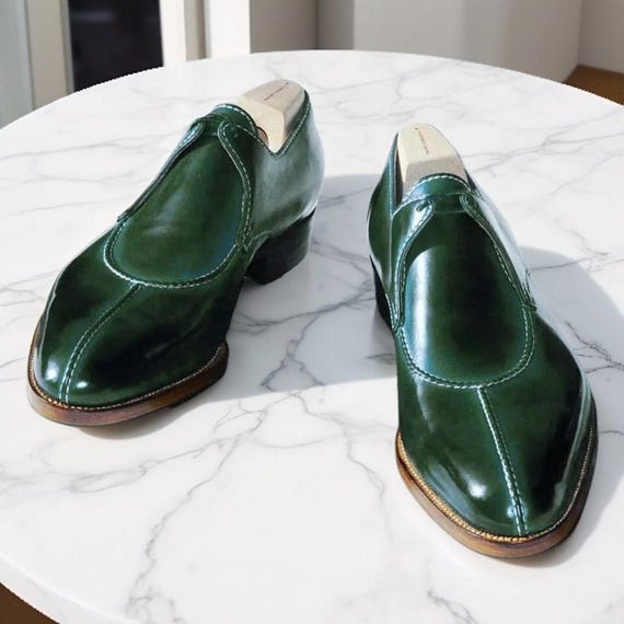 Handmade Green Leather Dress Shoes: Embossed Formal Laces