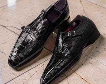 Chaussures de moine en cuir texturé crocodile noir pour hommes faites à la main, chaussures de ville en cuir pour hommes