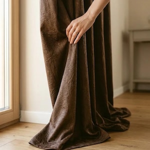 Tende oscuranti in raso di cotone color cioccolato, stile boho rustico