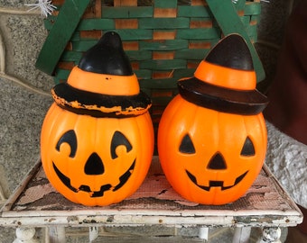 2 Vintage Blowmold Jack O Lanterns With Witch Hats