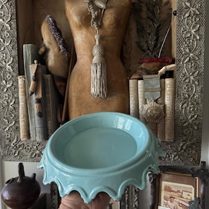 This Antique French Cast Iron Scallopped Spittoon Was ALmost A Keepr Because Damn She’s Gorgeous