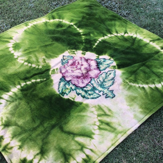 An Antique Carriage Wool Blanket That is Sure to Bring You Love Luck Etsy