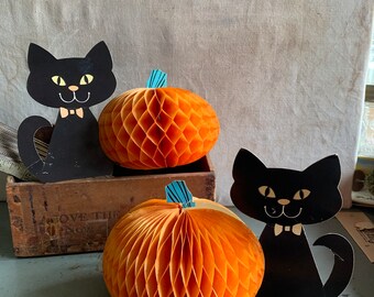 Definitely Not Purrfect Vintage Black Cat And Honeycomb Pumkin Halloween Decorations