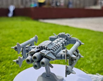 3D Gedruckter StarCraft Terranischer Schlachtkreuzer Figur: Sci-Fi Schreibtisch Dekoration (9 x 12 cm)