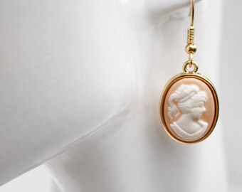 Vintage Design Cameo Earrings, Gold Oval Dangle Earrings,Antique Look Victorian Style Jewelry, Classic Elegant Oval Earrings, Gift Ready