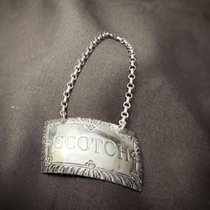 Vintage Stieff Sterling Silber „Scotch“ Dekanter Etikett - Williamsburg Restoration Likör Etikett - 14.2g Barware Sammlerstück