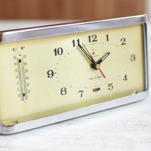 Vintage Hunlei Desk Clock | Chinese Table Clock| Mid-Century Home Decor