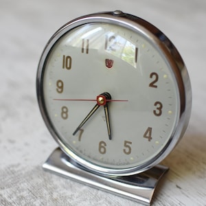Vintage Shanghai Mechanical Alarm Clock - Chinese Desk Clock, Collectible Retro Table Clock, Manual Winding