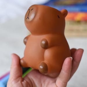Capybara Stiftehalter