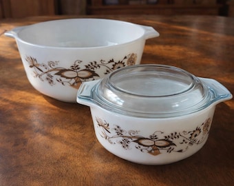 Vintage Pyrex England Casserole Set Brown Vine Chelsea Pattern Lidded Dish + Open Bowl Pair Farmhouse Kitchen Serveware Gift