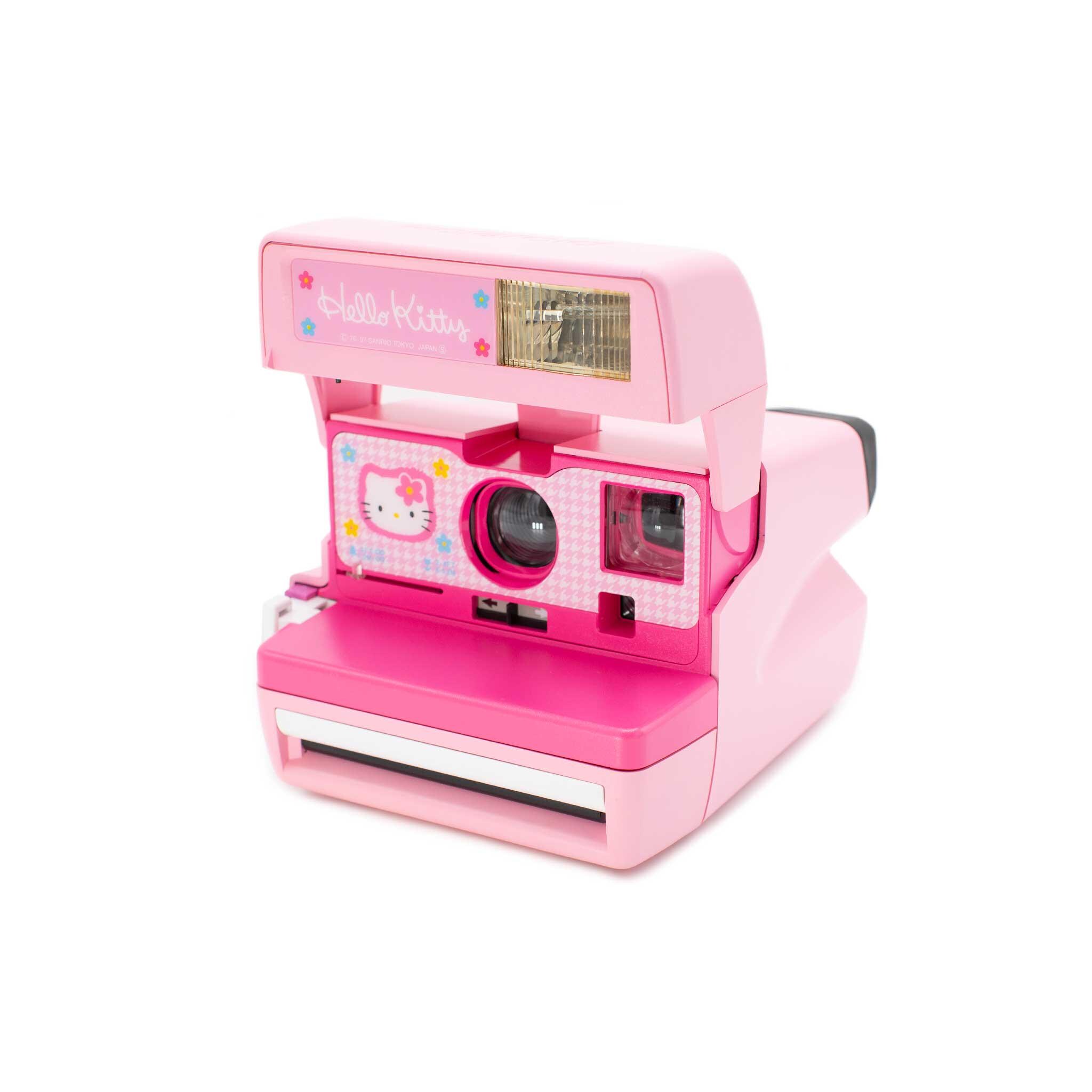 希少 ハローキティ ポラロイドカメラ 50周年を迎えたHELLO KITTY