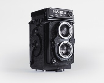 Vintage Yashica-mat Film Camera | Original Black Yashica Mat