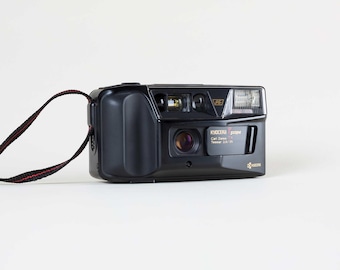 Boxed Yashica T4 - Kyocera Slim T - Point and Shoot - Analog