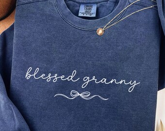Comfort Colors Granny Sweatshirt, Blessed Granny, Custom Grandma Shirt, Granny Crewneck, Personalized Granny Christmas Sweater For Mimi