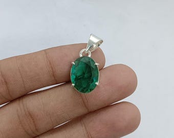 Natural Green Emerald Pendant Necklace | 10–15 CT May Birthstone Jewellery | Oval Cut Gem in Sterling Silver | Healing Crystal for Love