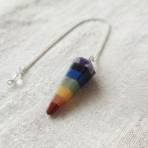 7 Chakra Crystal Pendulum for Divination & Reiki | Multicolor Faceted Stone Dowser for Chakra Balancing, Energy Healing, Aura Reading