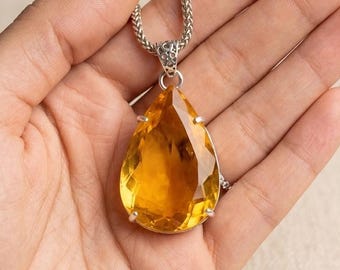Elegante collar con colgante de zafiro amarillo talla pera / Cristal de 100–110 quilates en plata de ley / Joyería de piedras preciosas naturales para la prosperidad