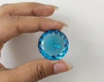 Topacio azul suizo de corte redondo de 70 a 75 quilates / Piedra natal de diciembre facetada suelta / Piedra de topacio azul natural para collar con colgante de anillo /