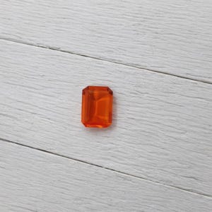 Vivid Orange Sapphire in Emerald Shape | Natural Loose Faceted Crystal for Jewelry Making | Gemstone for Rings, Necklaces, Custom Birthstone Gifts | Handcut for Quality & Color